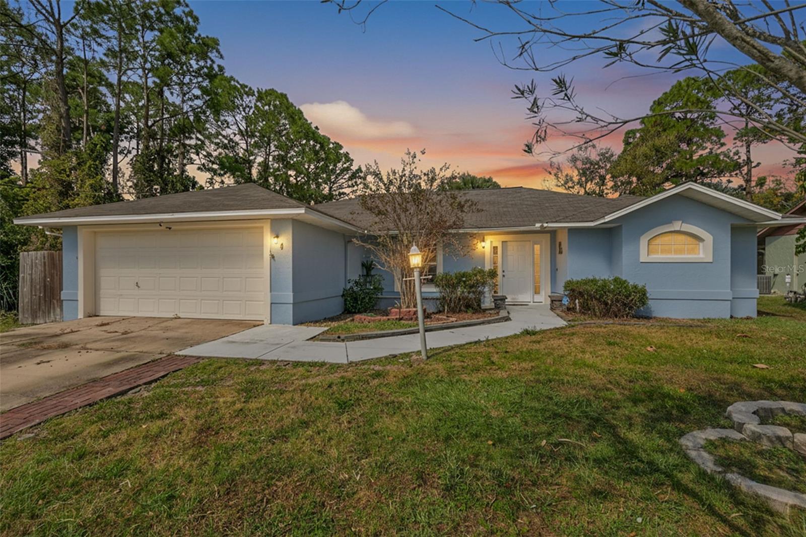 Image 2 of 50 For 74 Fort Caroline Lane