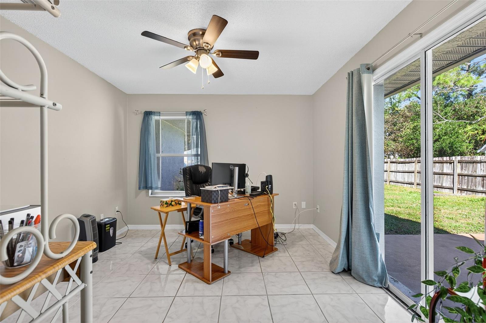 Image 27 of 50 For 74 Fort Caroline Lane