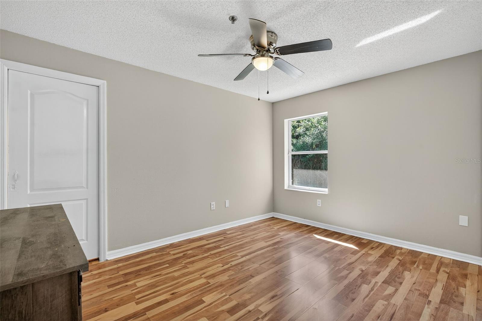 Image 32 of 50 For 74 Fort Caroline Lane