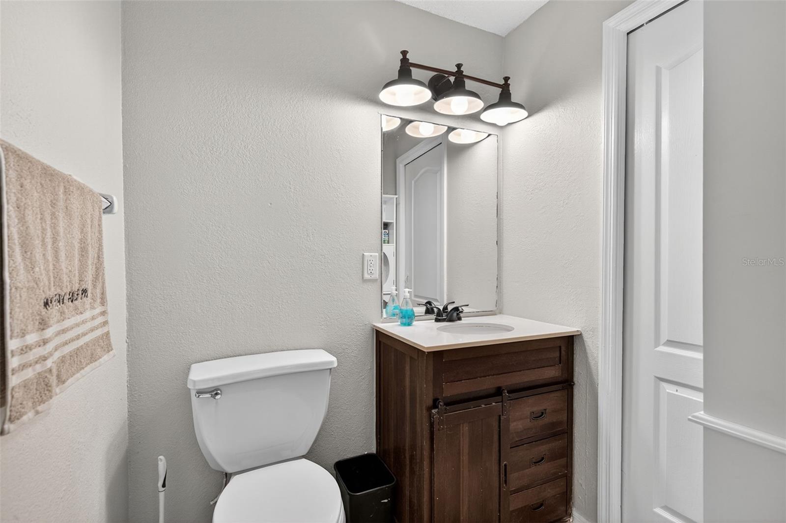 Image 34 of 50 For 74 Fort Caroline Lane