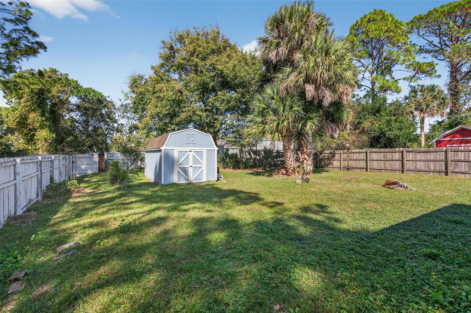 Image 39 of 50 For 74 Fort Caroline Lane