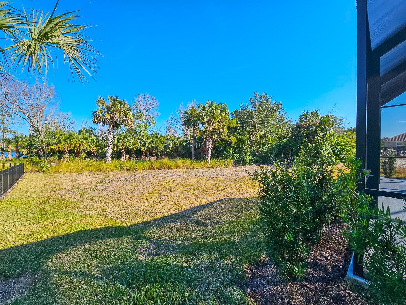 Image 39 of 54 For 8 Lakewalk Drive