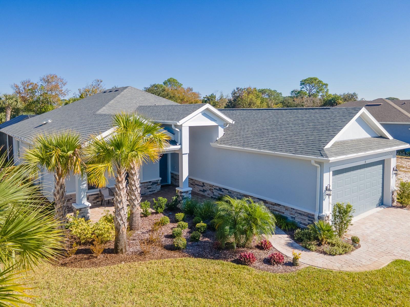 Image 4 of 54 For 8 Lakewalk Drive