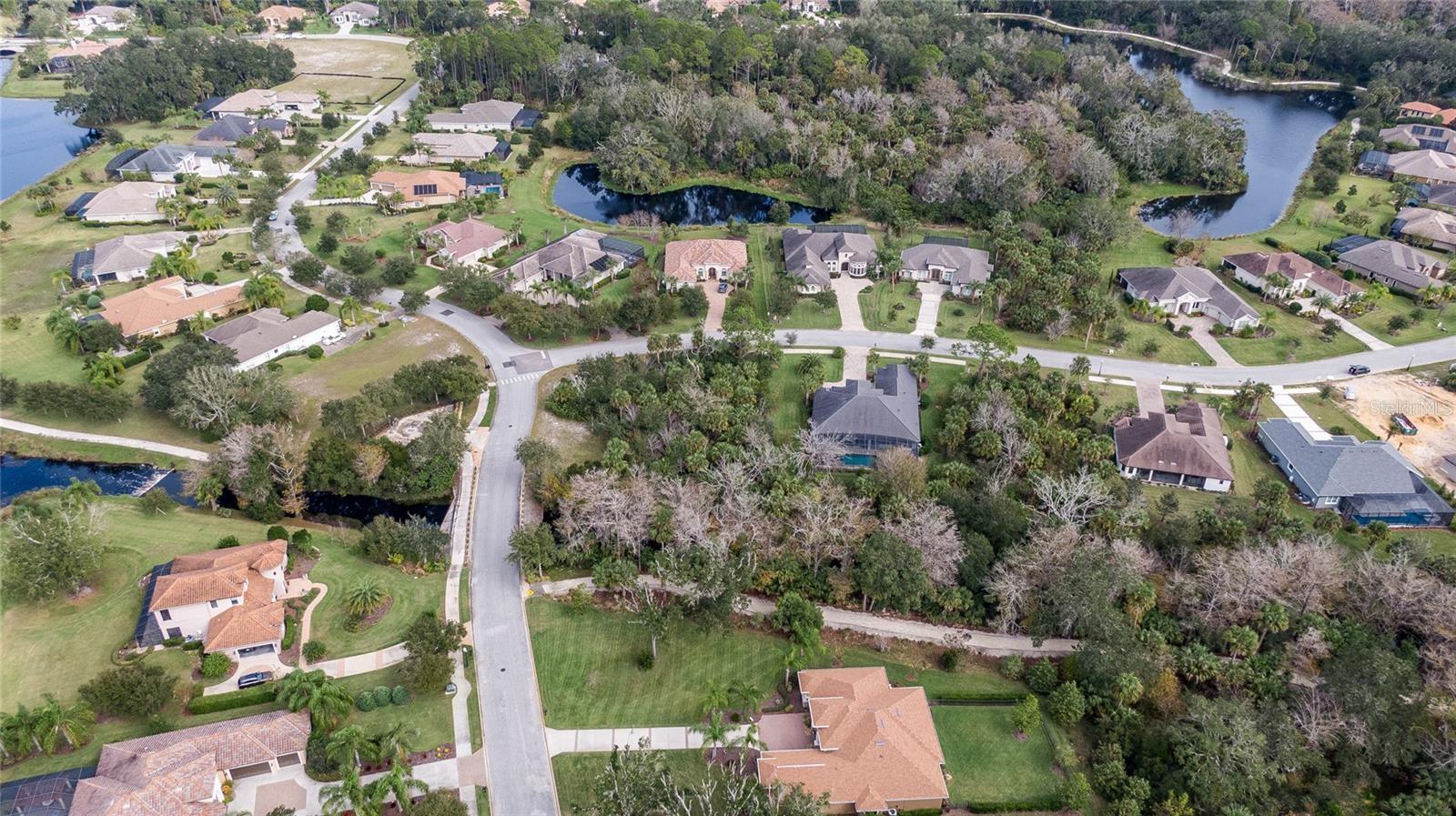 Image 21 of 30 For 2 Blue Oak Lane