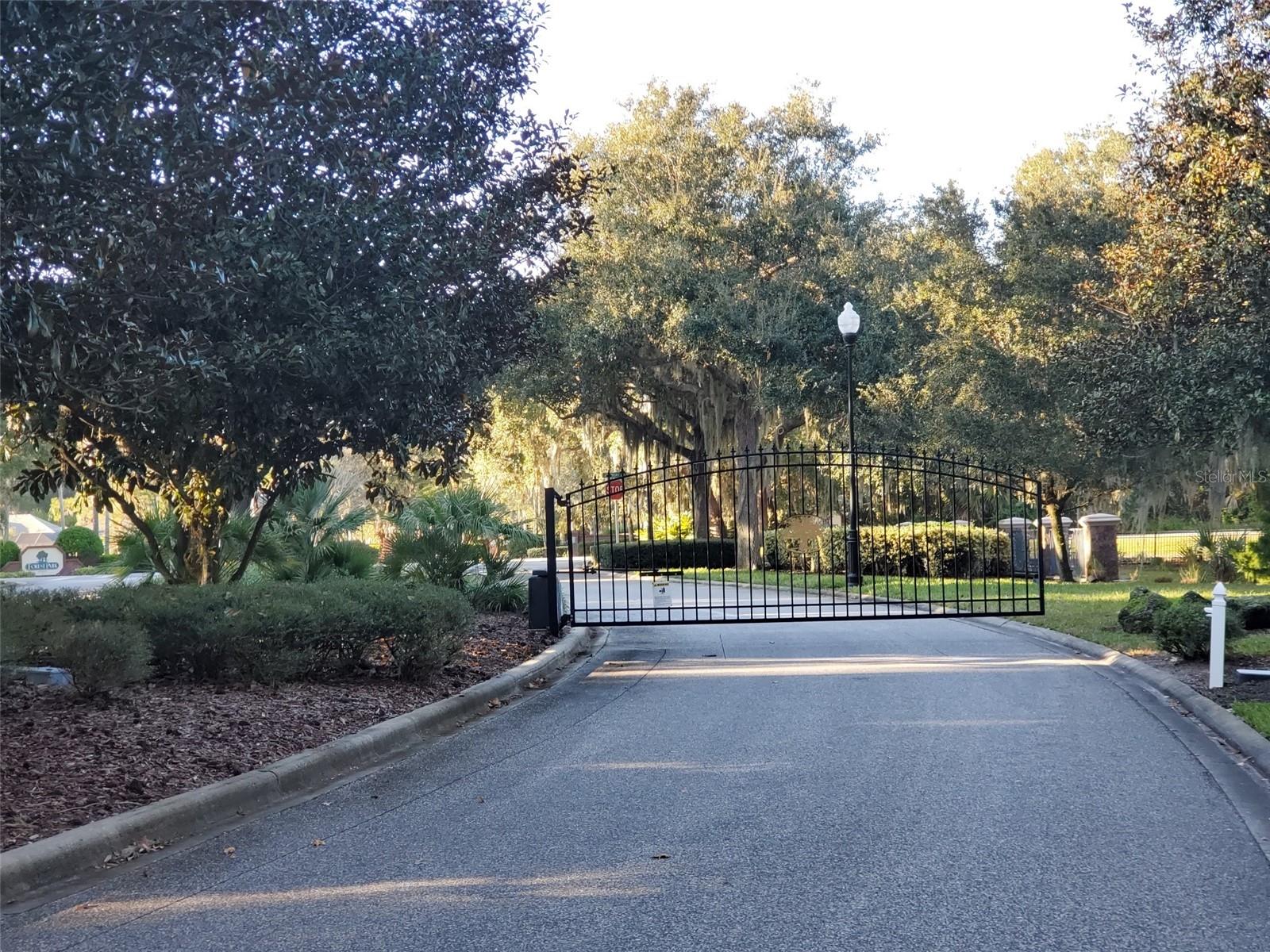 Image 29 of 30 For 2 Blue Oak Lane