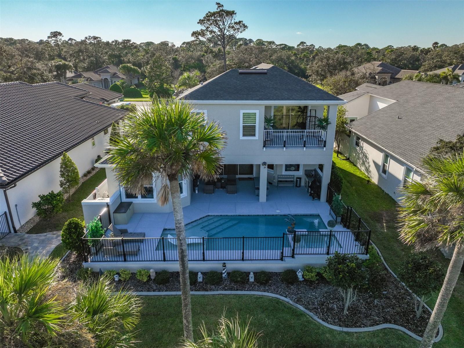 Image 5 of 66 For 54 Riverwalk Drive