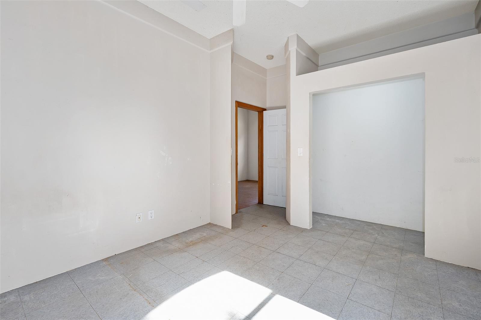 Image 21 of 25 For 1926 Taylor Road