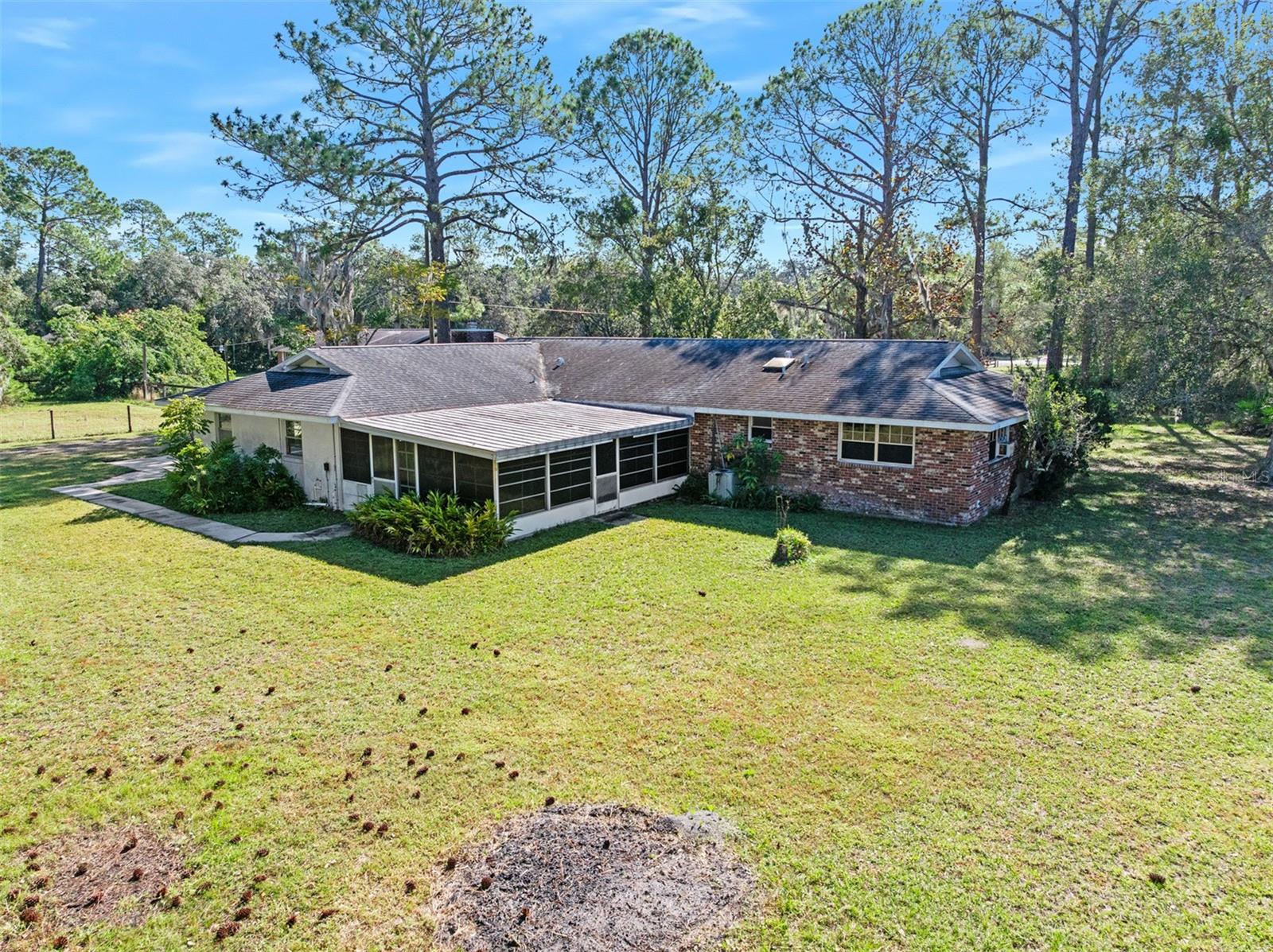 Image 6 of 25 For 1926 Taylor Road