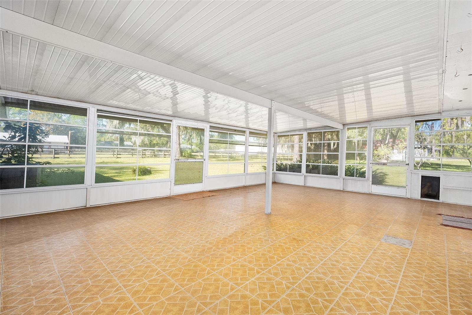 Image 7 of 25 For 1926 Taylor Road