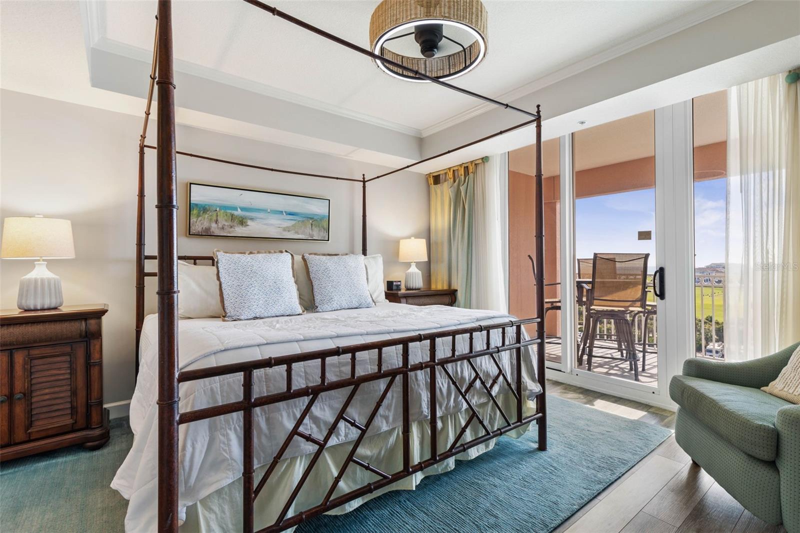 Image 21 of 75 For 200 Ocean Crest Drive 617