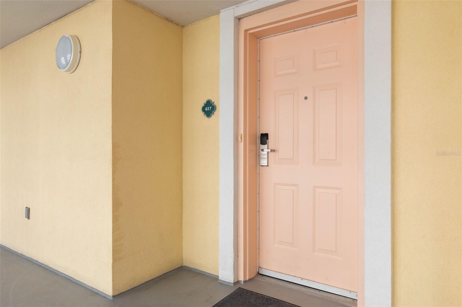 Image 3 of 75 For 200 Ocean Crest Drive 617