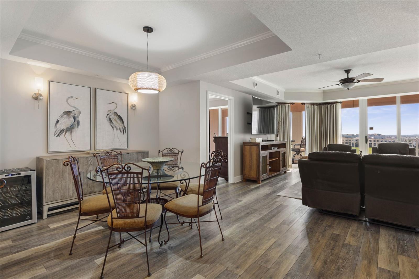 Image 6 of 75 For 200 Ocean Crest Drive 617