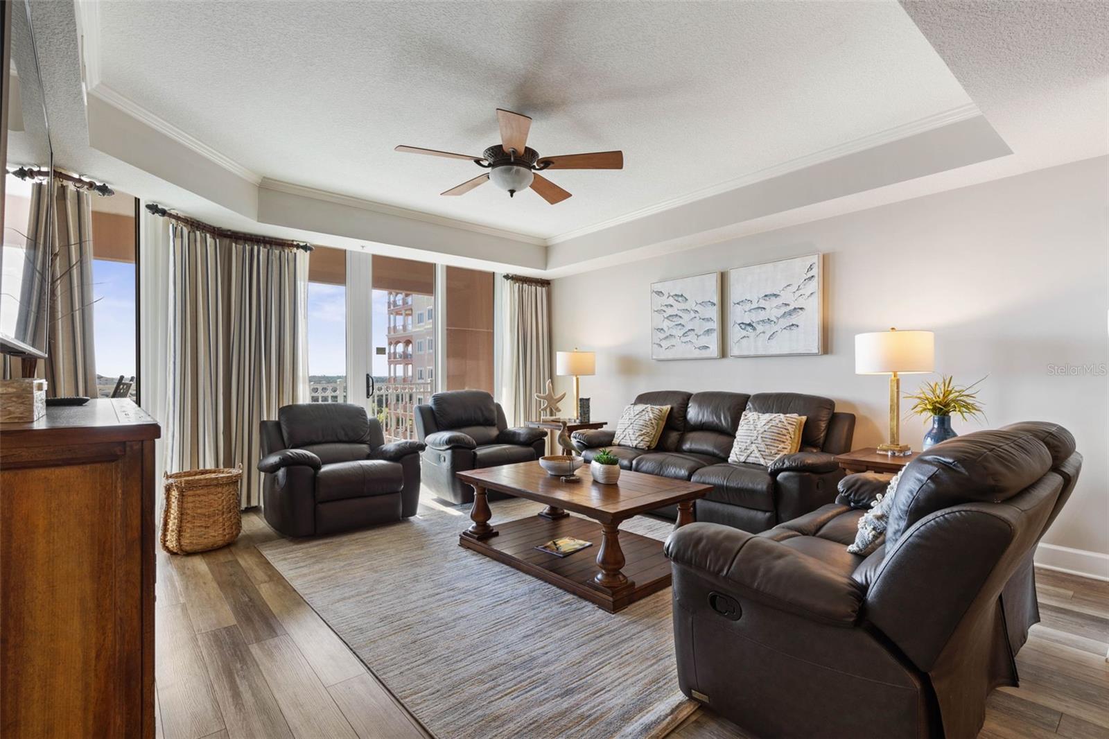 Image 7 of 75 For 200 Ocean Crest Drive 617