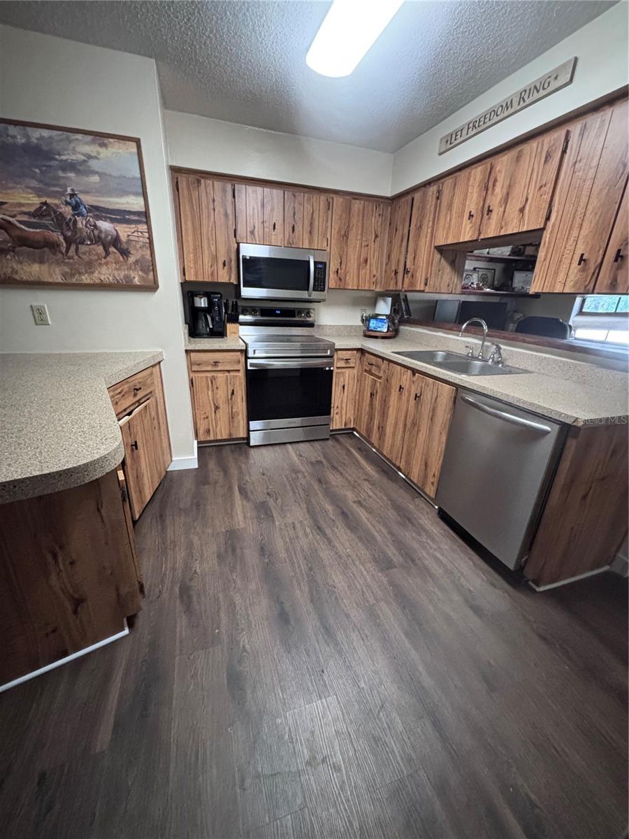 Image 20 of 62 For 597 John Anderson Highway