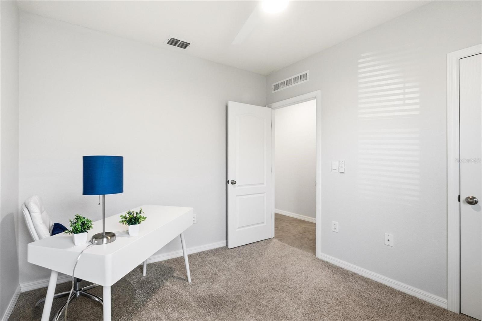 Image 26 of 56 For 2745 Portadown Street