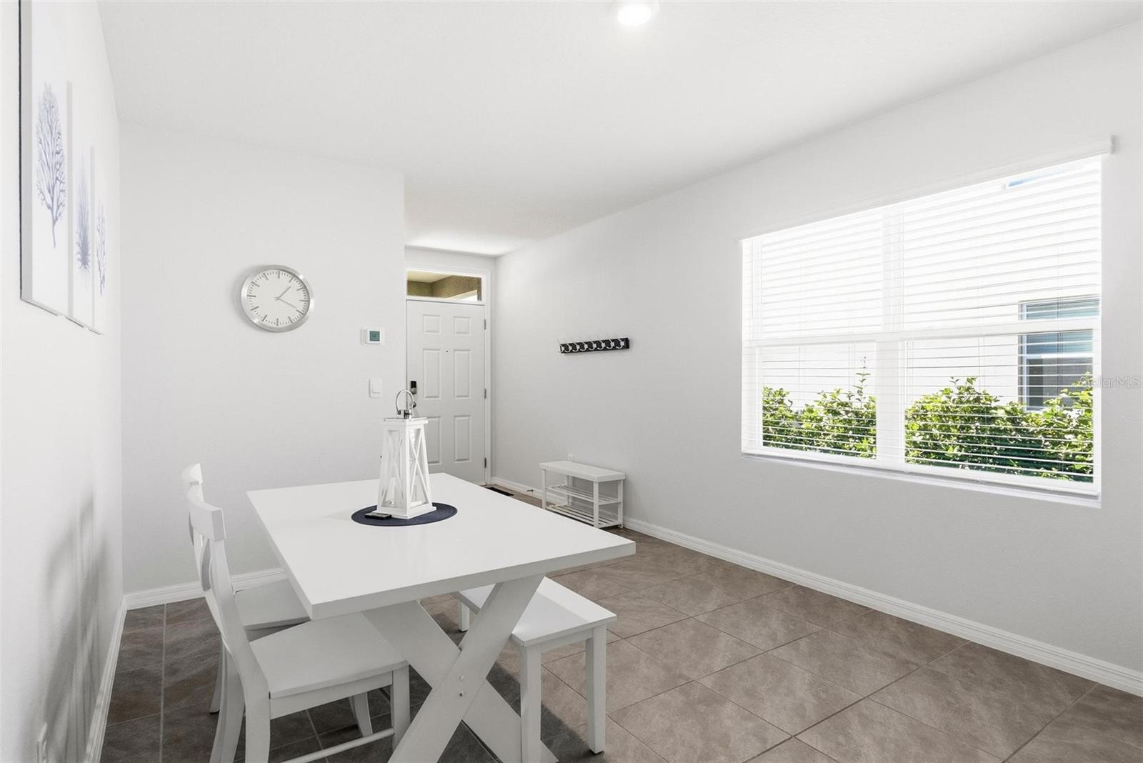 Image 5 of 56 For 2745 Portadown Street