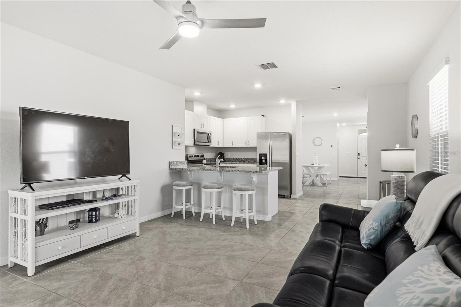 Image 7 of 56 For 2745 Portadown Street