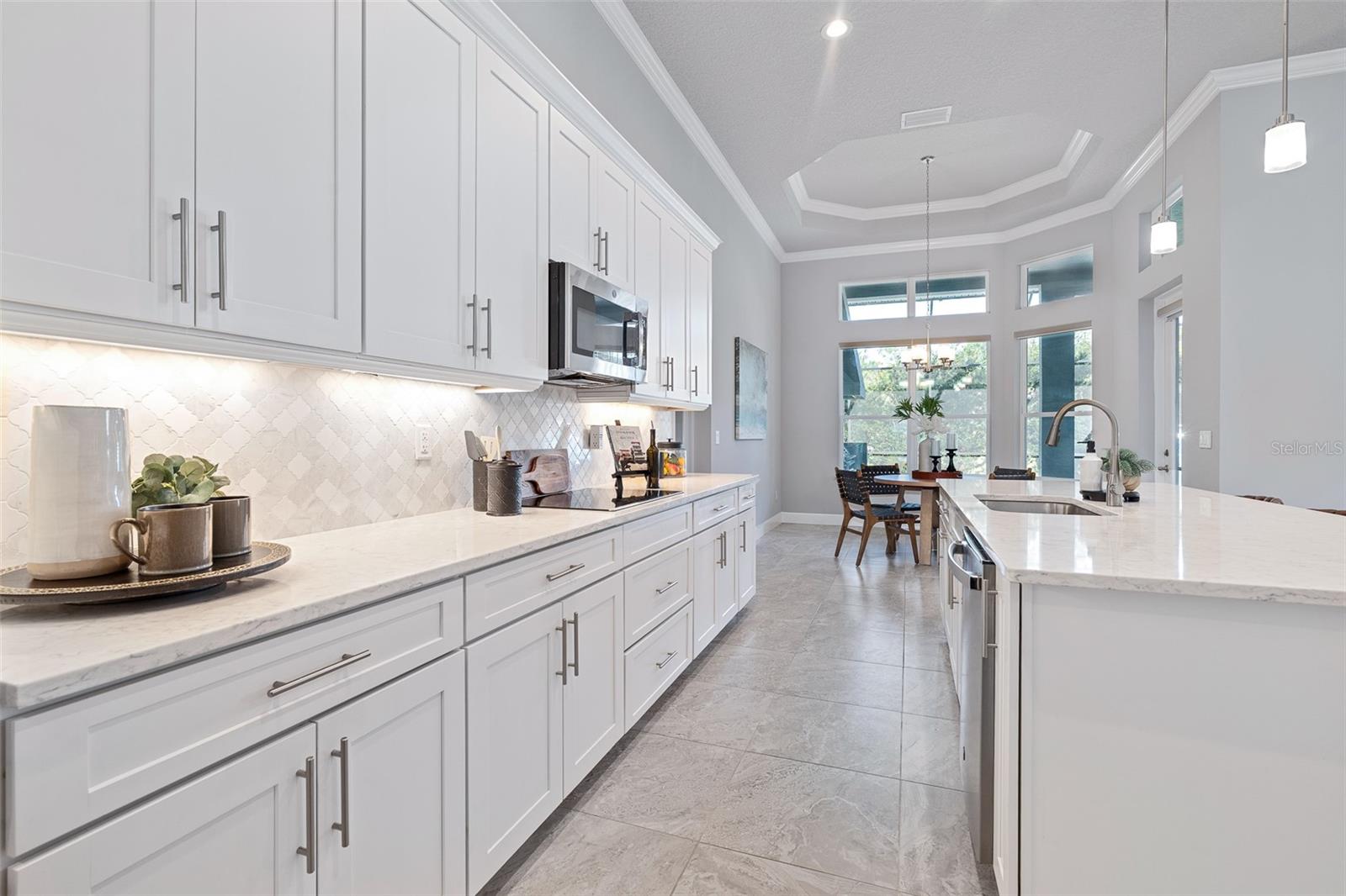 Image 18 of 100 For 252 Stirling Bridge Drive