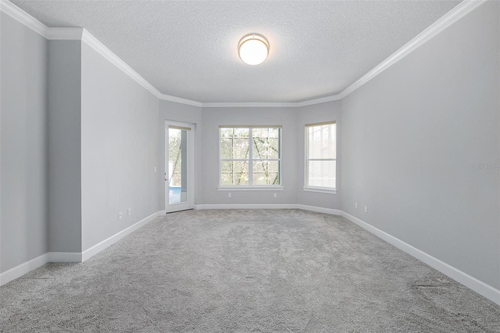 Image 25 of 100 For 252 Stirling Bridge Drive