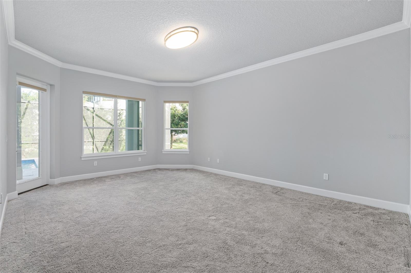 Image 30 of 100 For 252 Stirling Bridge Drive