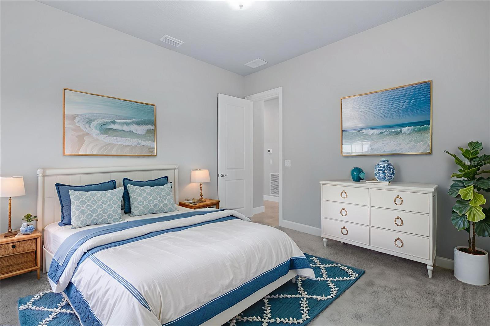 Image 38 of 100 For 252 Stirling Bridge Drive