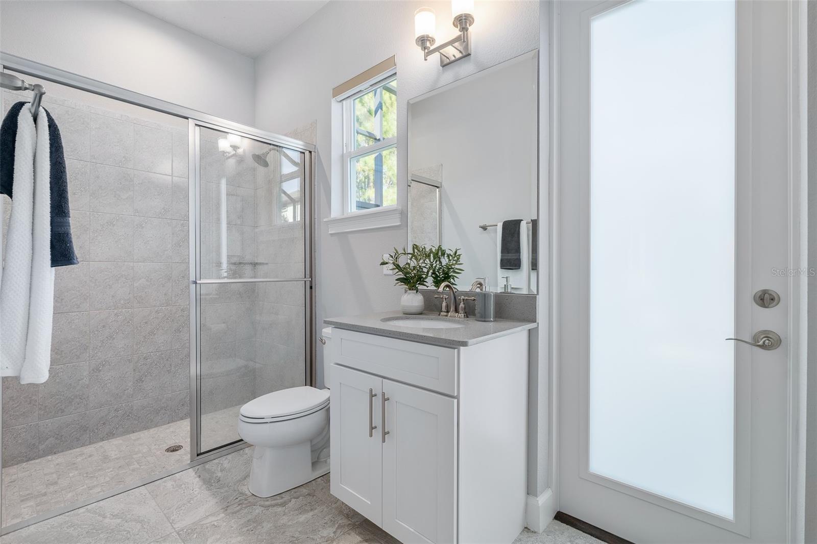 Image 49 of 100 For 252 Stirling Bridge Drive