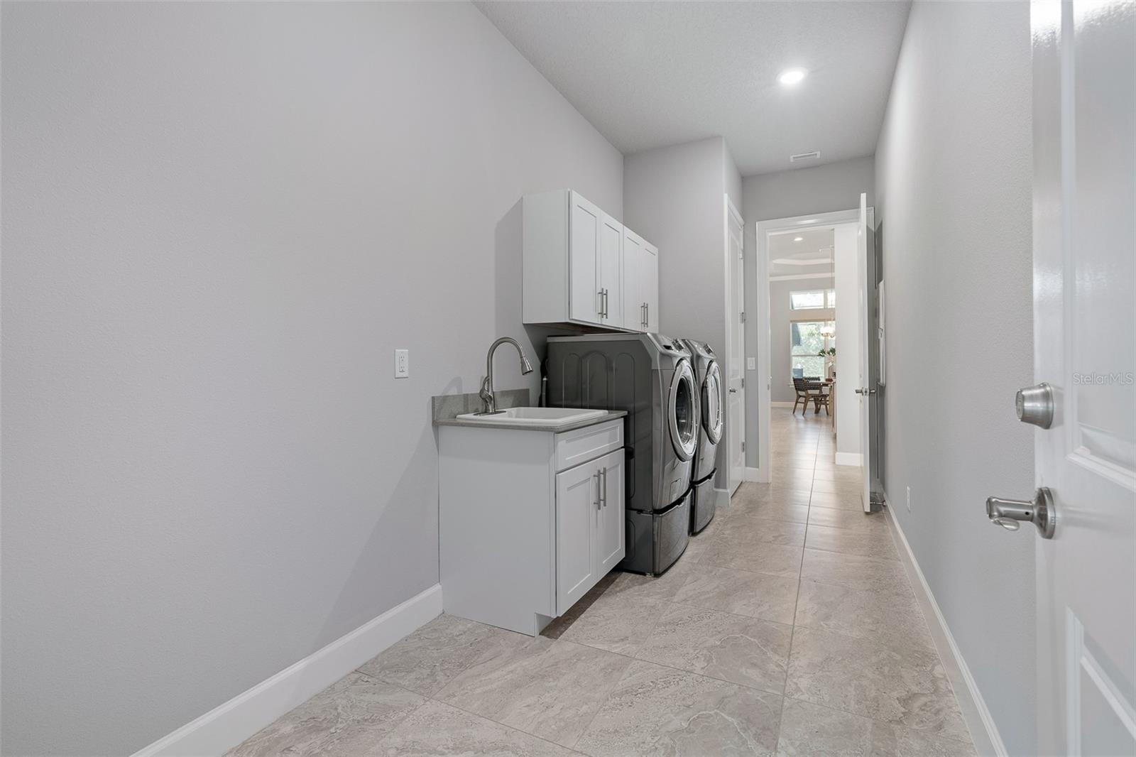 Image 55 of 100 For 252 Stirling Bridge Drive