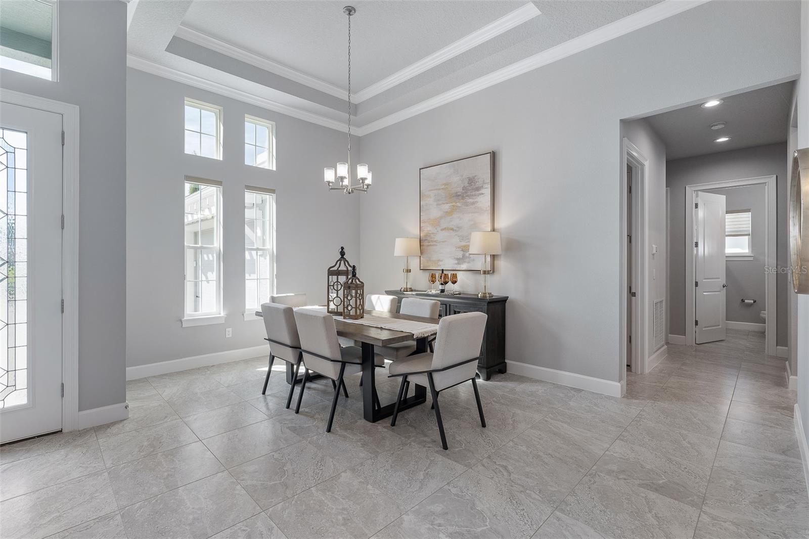 Image 6 of 100 For 252 Stirling Bridge Drive