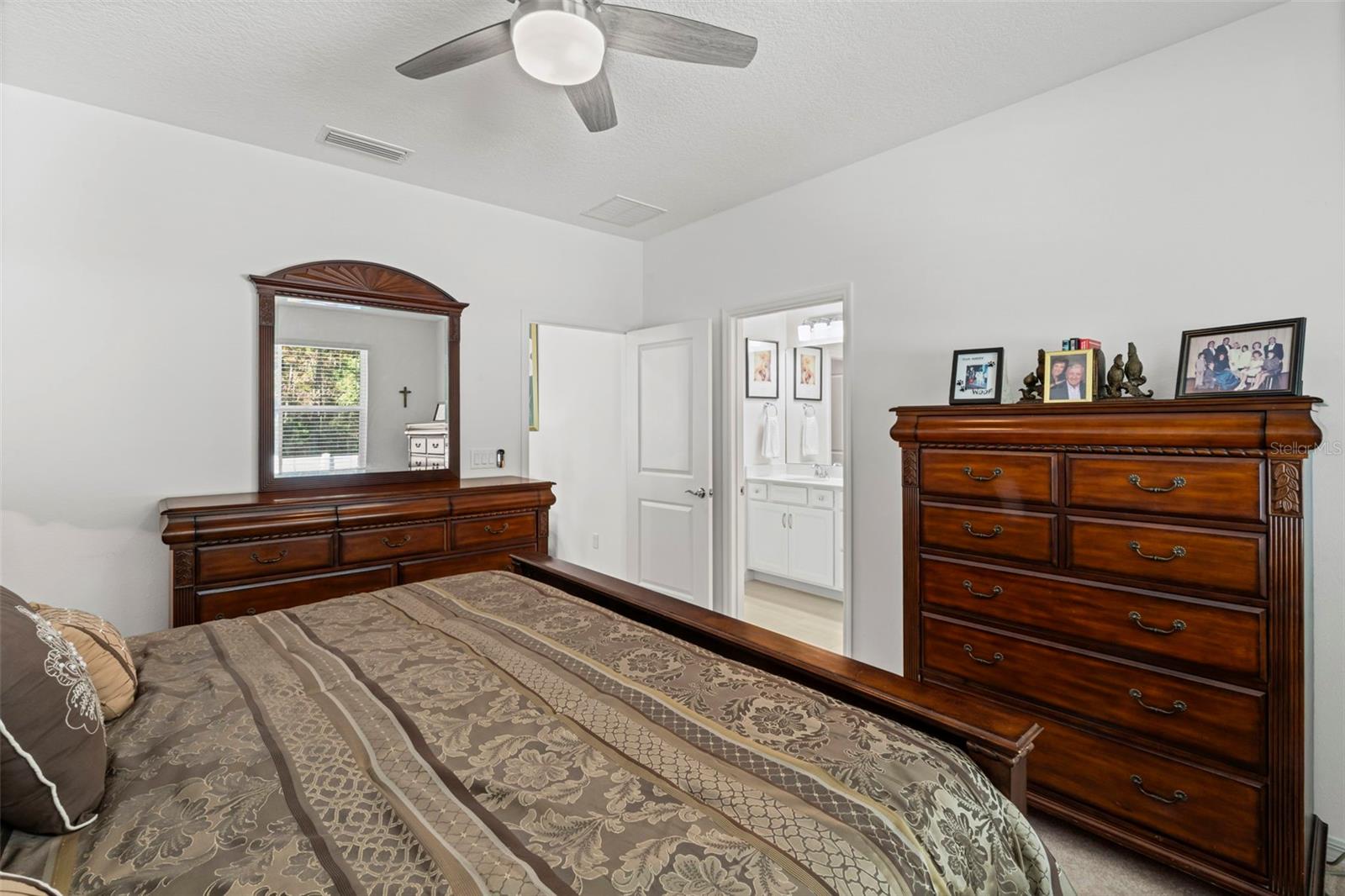 Image 15 of 47 For 543 Blind Oak Circle