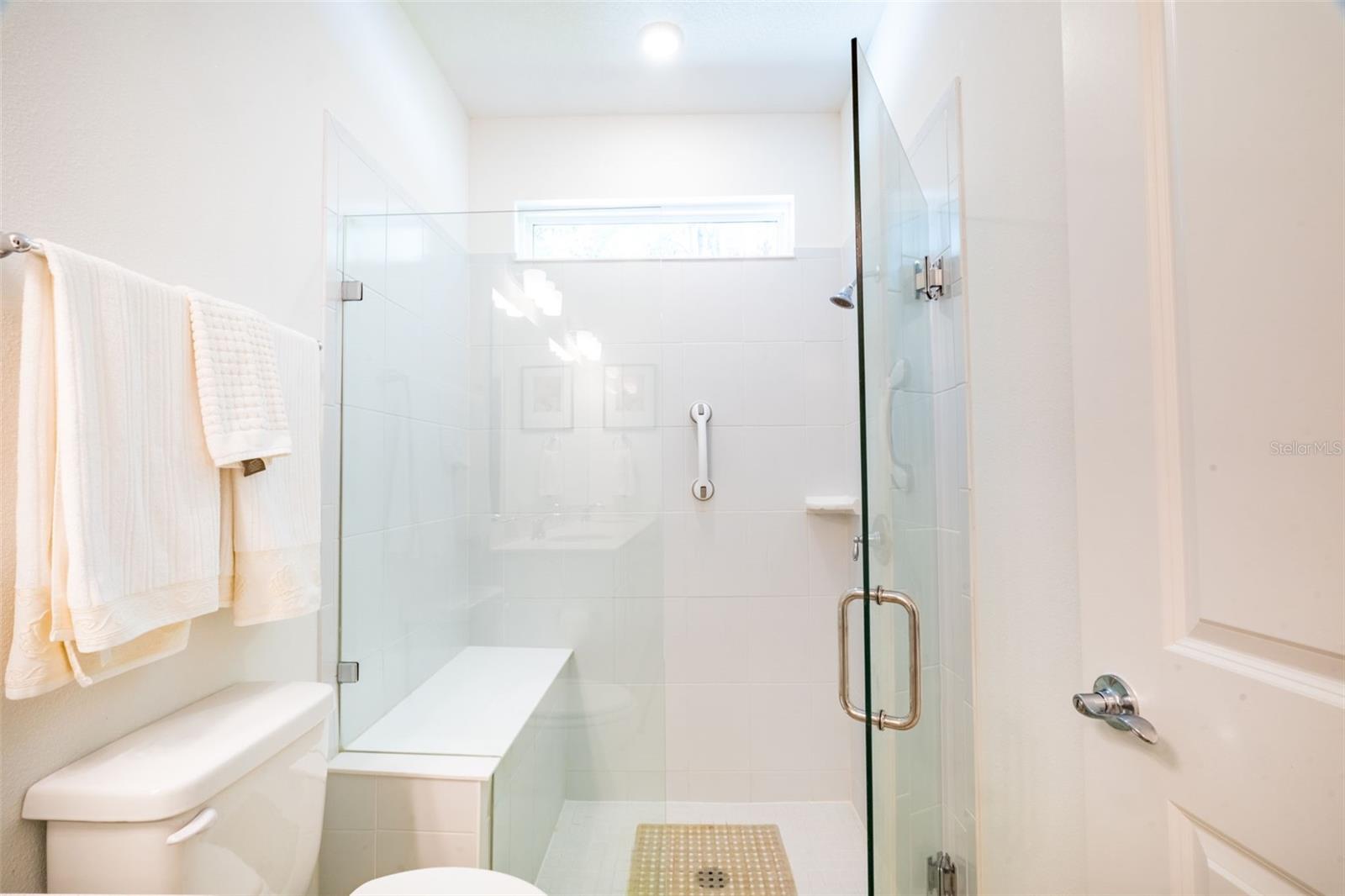 Image 17 of 47 For 543 Blind Oak Circle