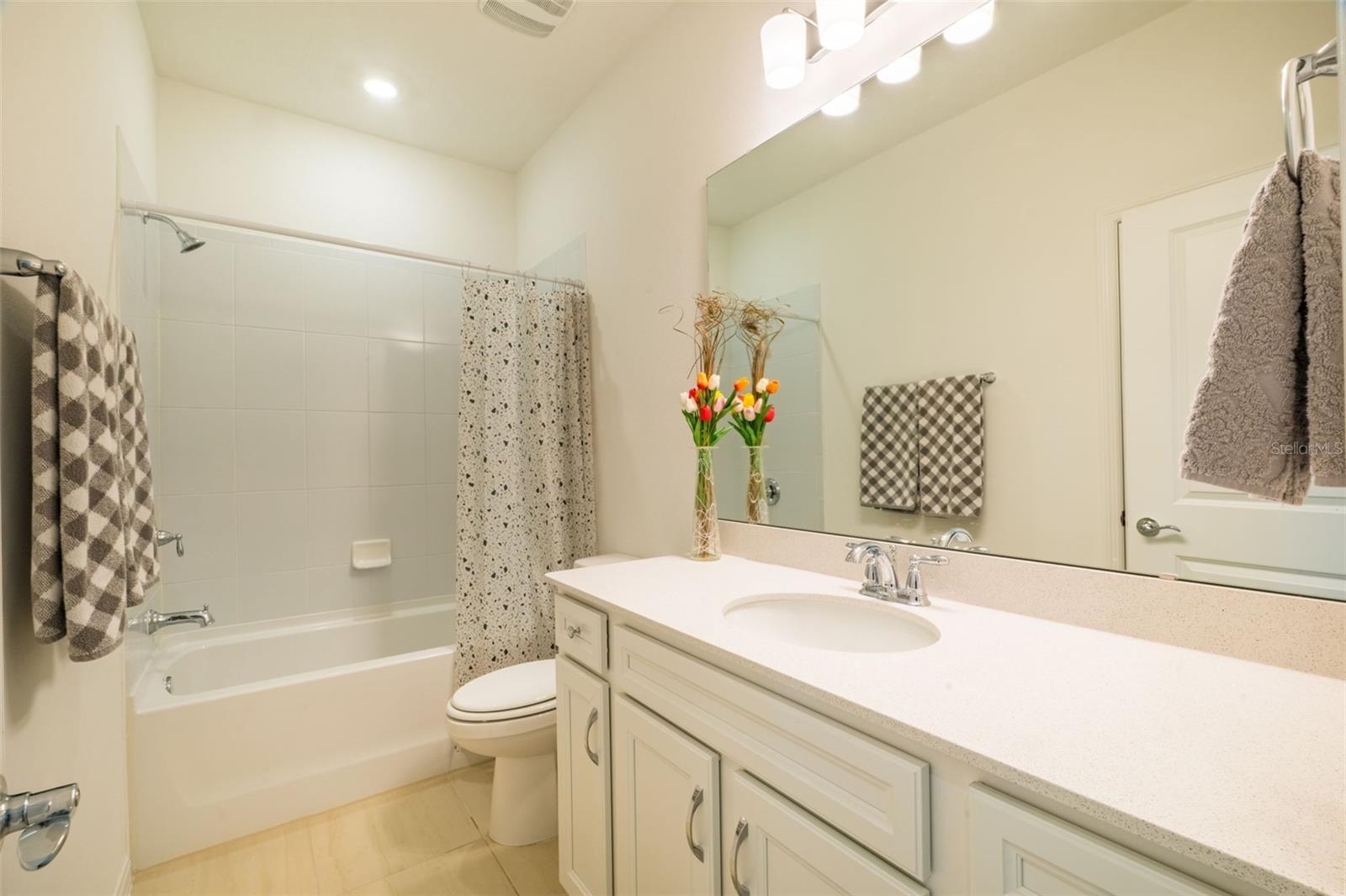 Image 23 of 47 For 543 Blind Oak Circle