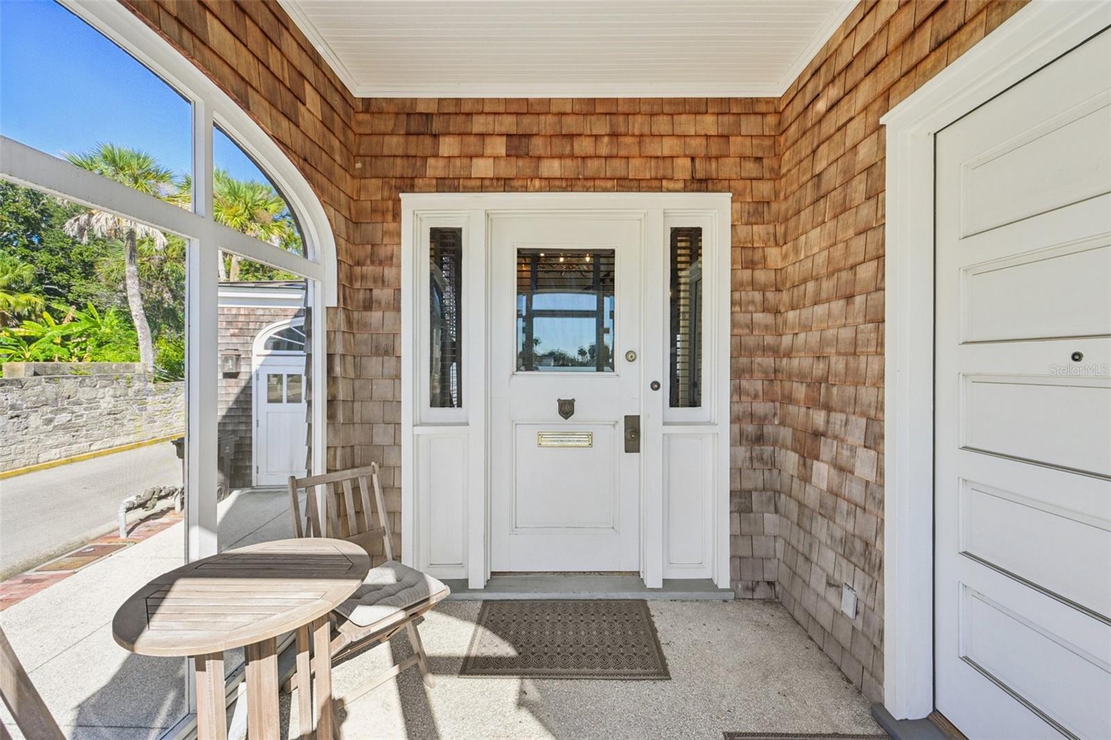 Image 10 of 93 For 178 Avenida Menendez