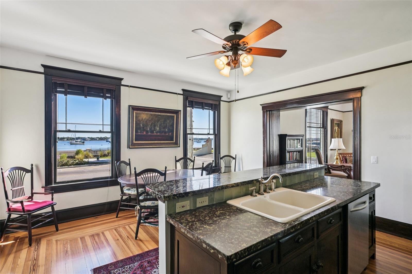 Image 29 of 93 For 178 Avenida Menendez