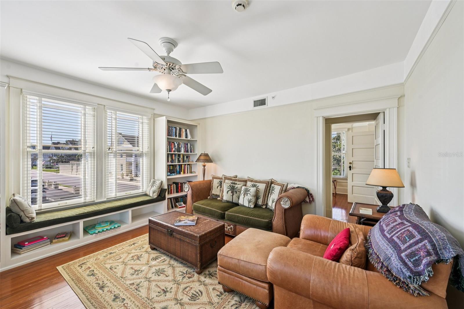 Image 54 of 93 For 178 Avenida Menendez