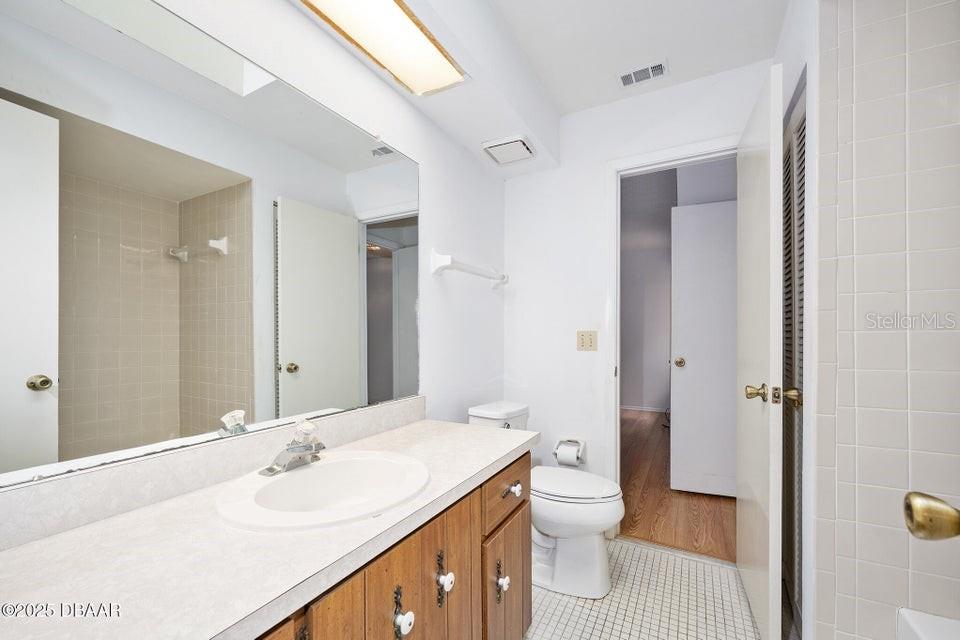 Image 18 of 39 For 517 Brown Pelican Drive