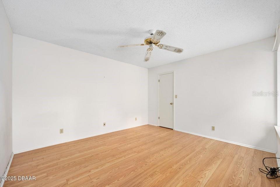 Image 20 of 39 For 517 Brown Pelican Drive