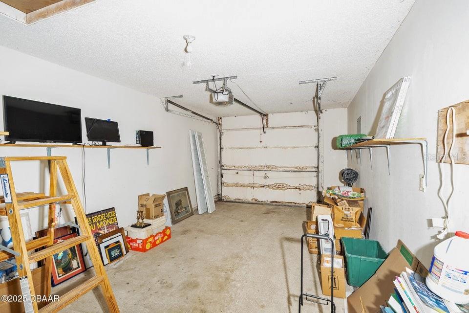 Image 27 of 39 For 517 Brown Pelican Drive