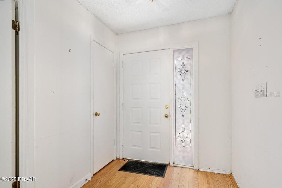 Image 3 of 39 For 517 Brown Pelican Drive