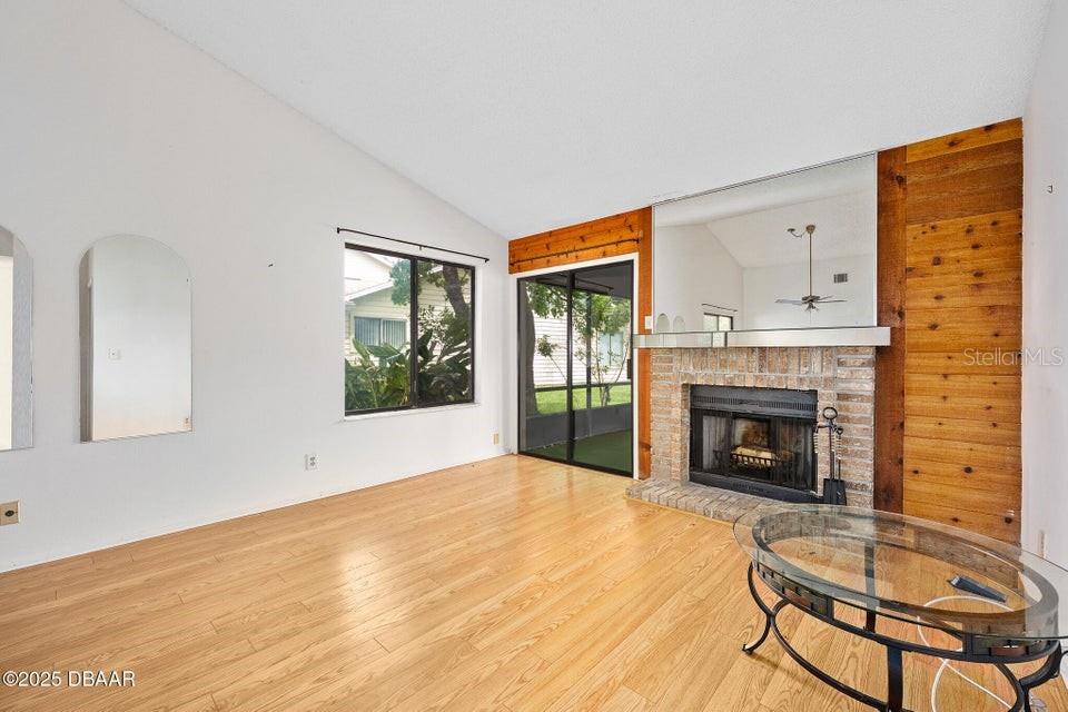 Image 8 of 39 For 517 Brown Pelican Drive