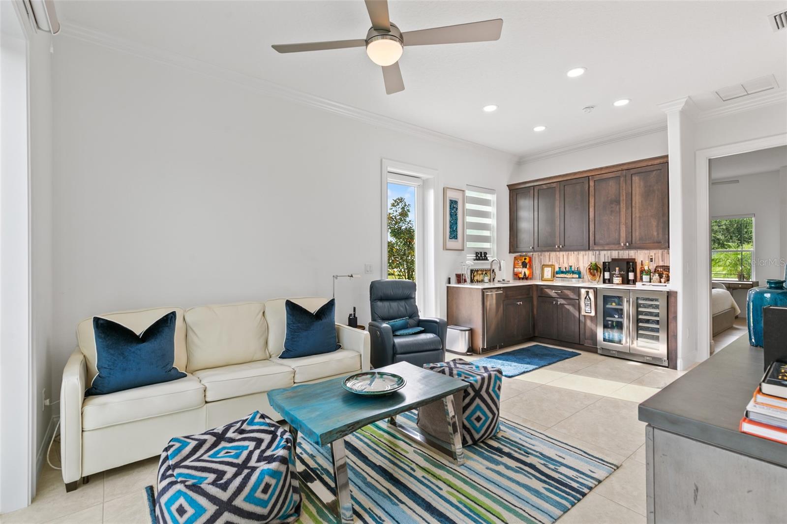 Image 34 of 62 For 215 Willow Oak Way