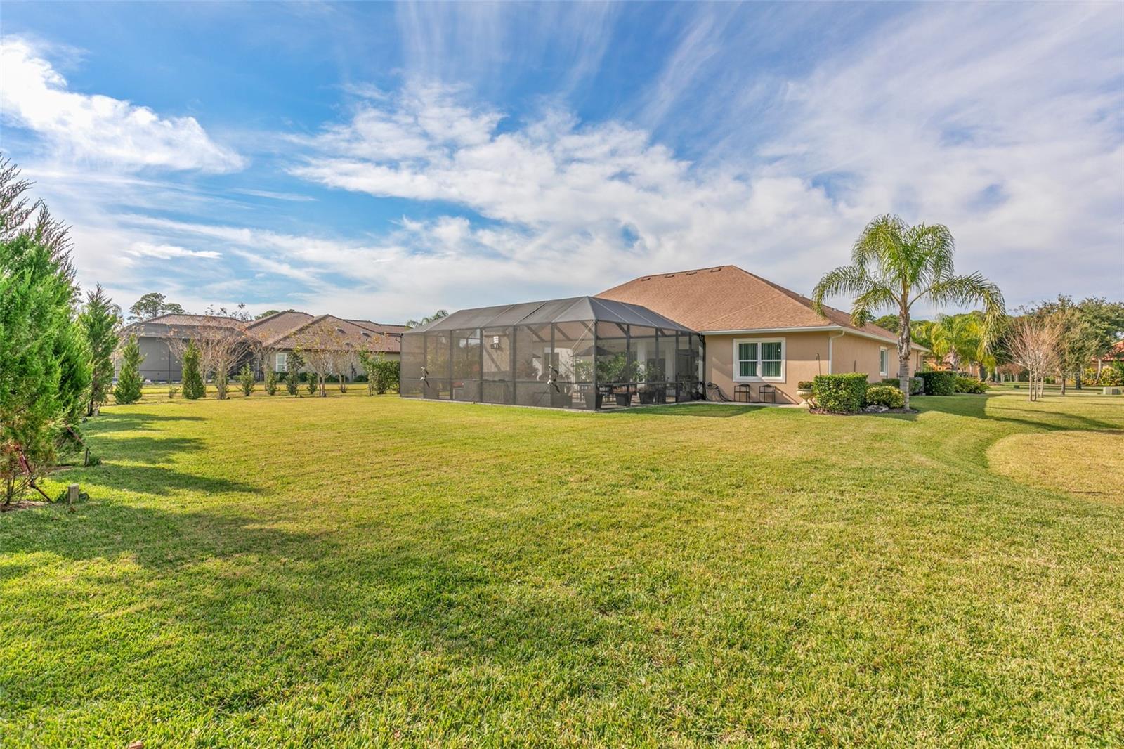 Image 42 of 62 For 215 Willow Oak Way