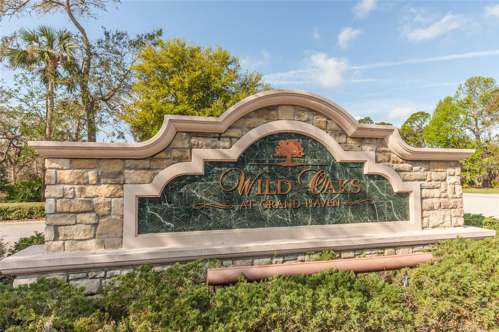 Image 44 of 62 For 215 Willow Oak Way