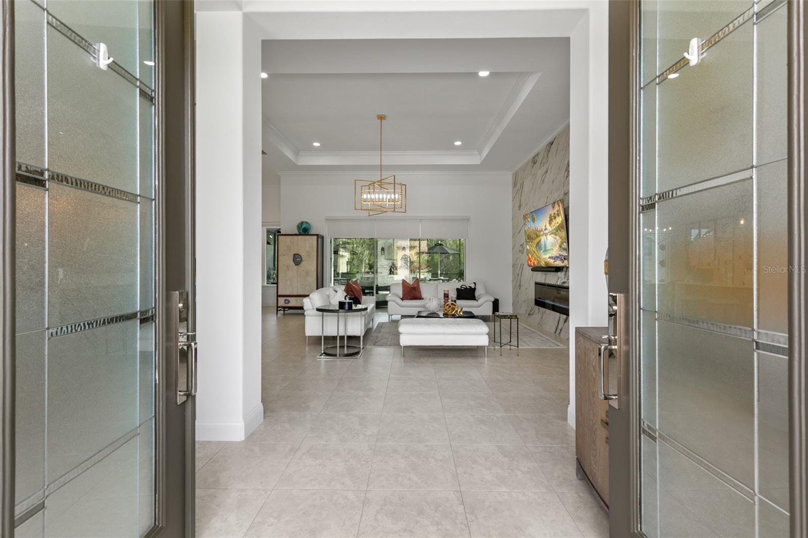 Image 7 of 62 For 215 Willow Oak Way