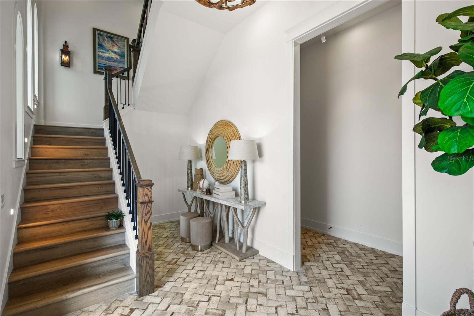 Image 12 of 72 For 113 Calle Del Sur