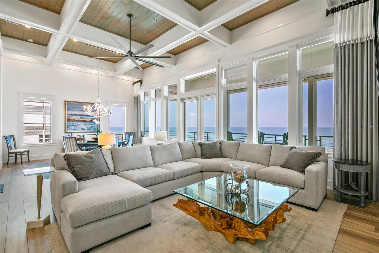 Image 20 of 72 For 113 Calle Del Sur