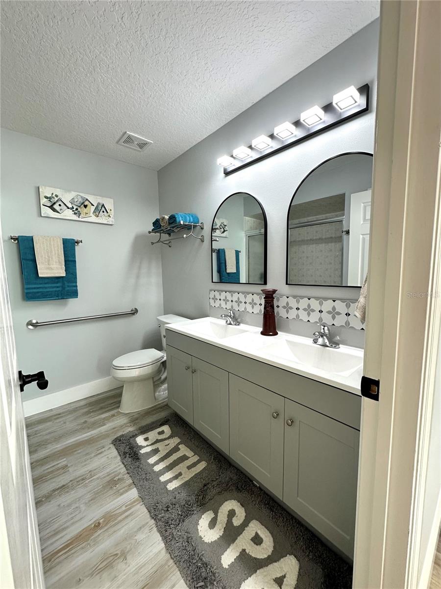 Image 16 of 34 For 126 Bayside Drive