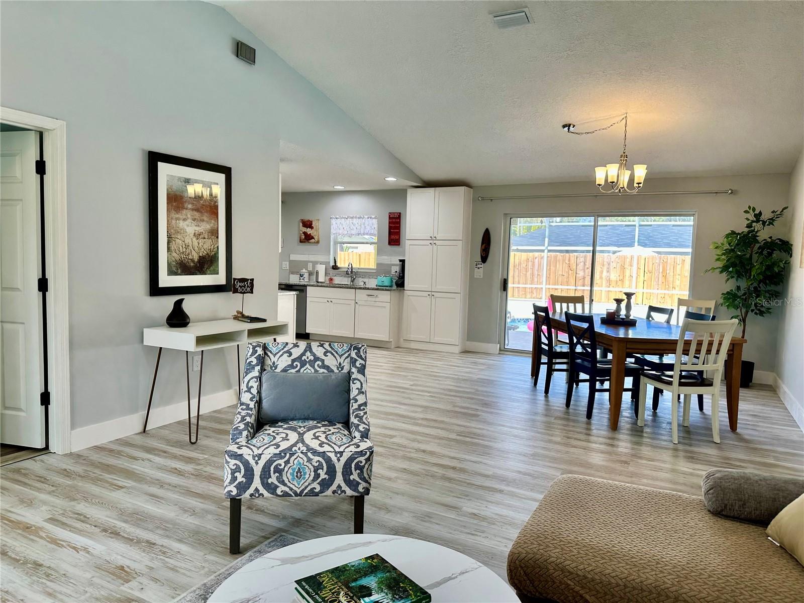 Image 4 of 34 For 126 Bayside Drive