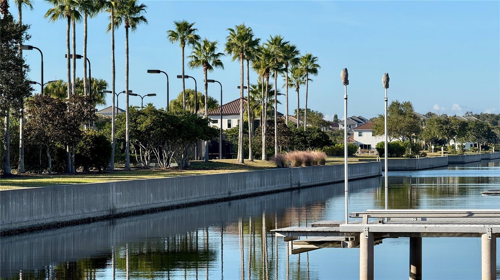 Image 4 of 10 For 206 Harbor Village Point N