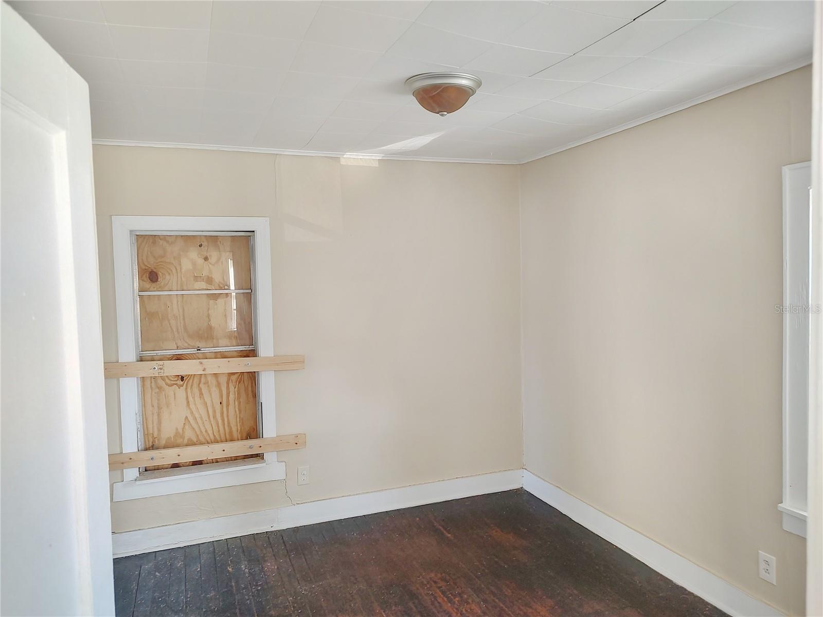 Image 22 of 26 For 509 Harvey Avenue