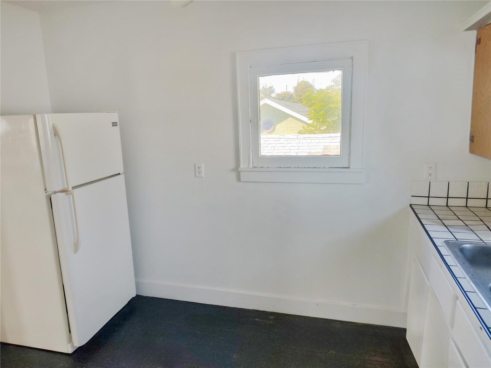 Image 26 of 26 For 509 Harvey Avenue